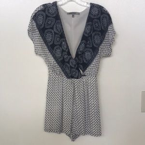 Bailey Blue romper size small